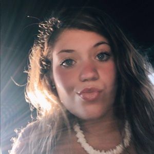 Meet your Posher, Ghillian